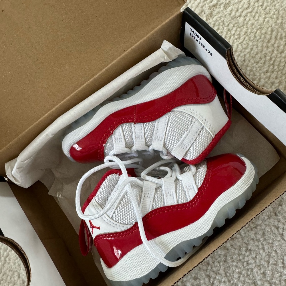 Air Jordan 11 Retro 'Cement' Baby Sneakers